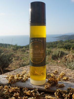 Macérat solaire de fleurs d’Immortelles et huile d’olive